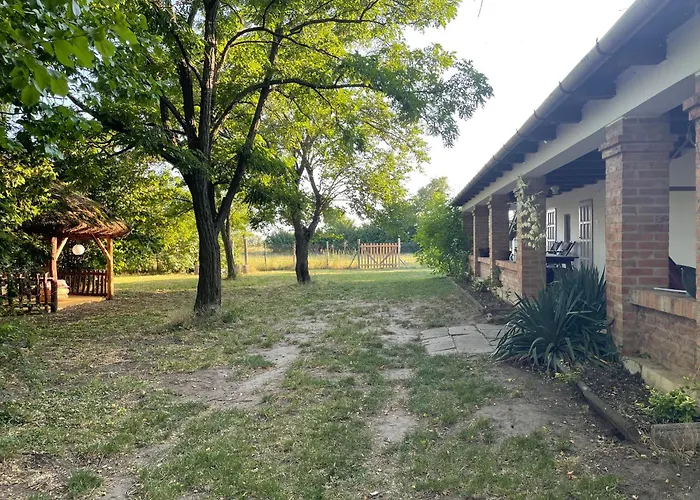 Chez Sari