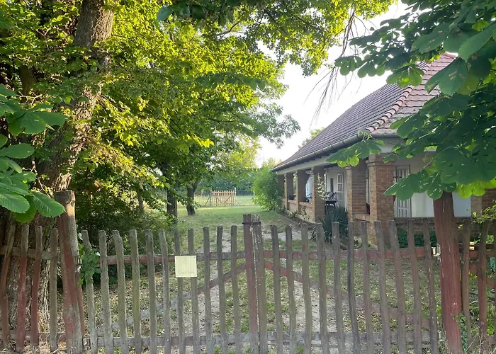 Chez Sari